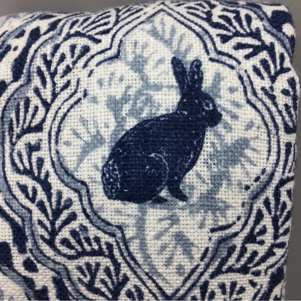 Nicole Miller Easter Bunny Tablecloth 60x104 Blue White Farmhouse Country Spring